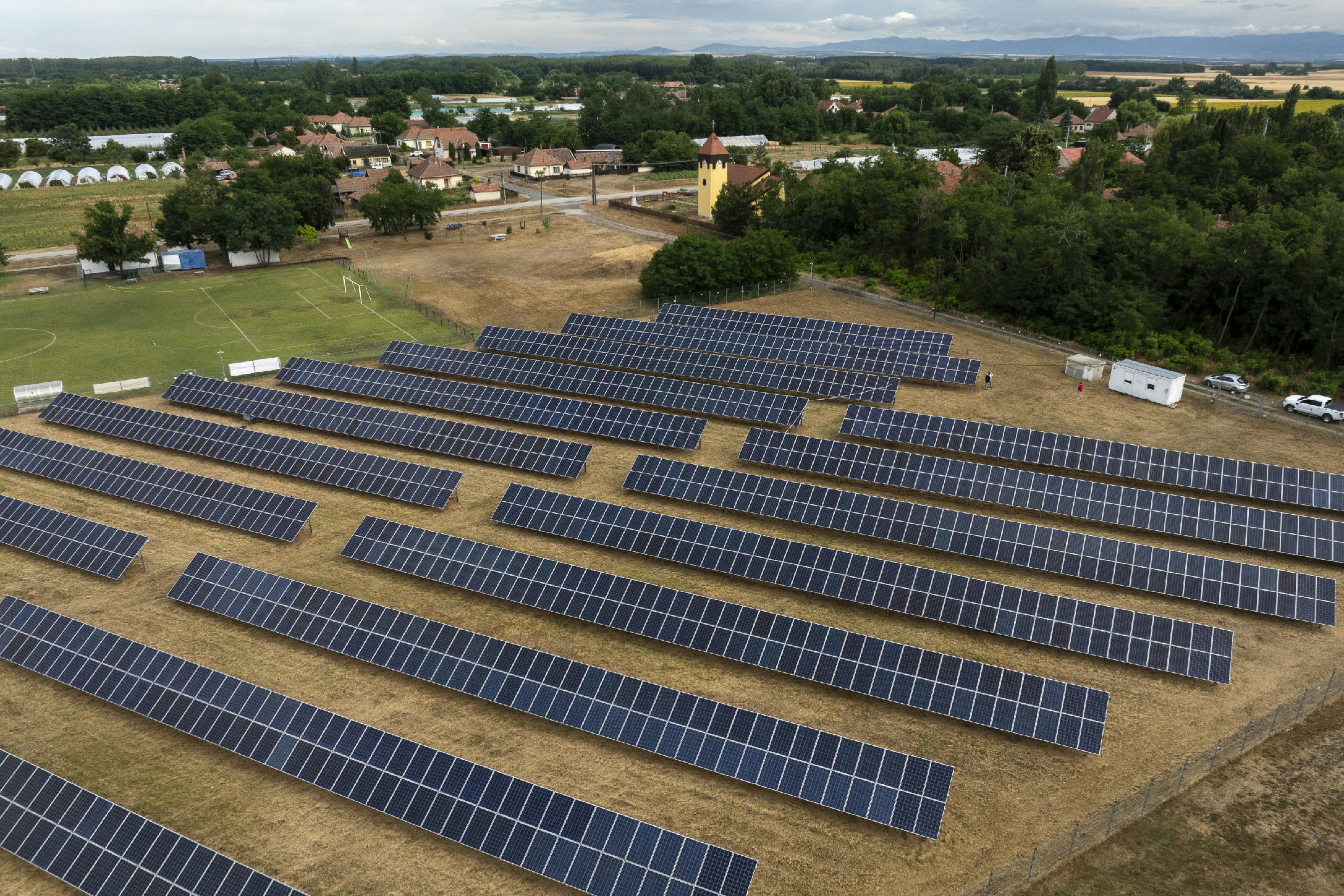 Jászágón kerestük a választ arra, hogy mire megy egy cég a hazai energiapiacon állami segítség nélkül