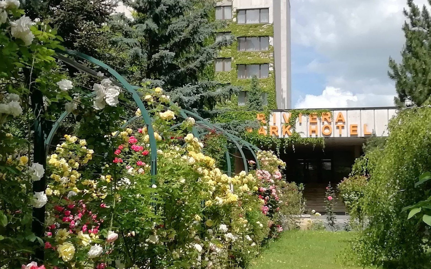 Cégekhez viszik át a balatonföldvári volt pártüdülőt, hogy bankhitelt kaphassanak a felújításhoz
