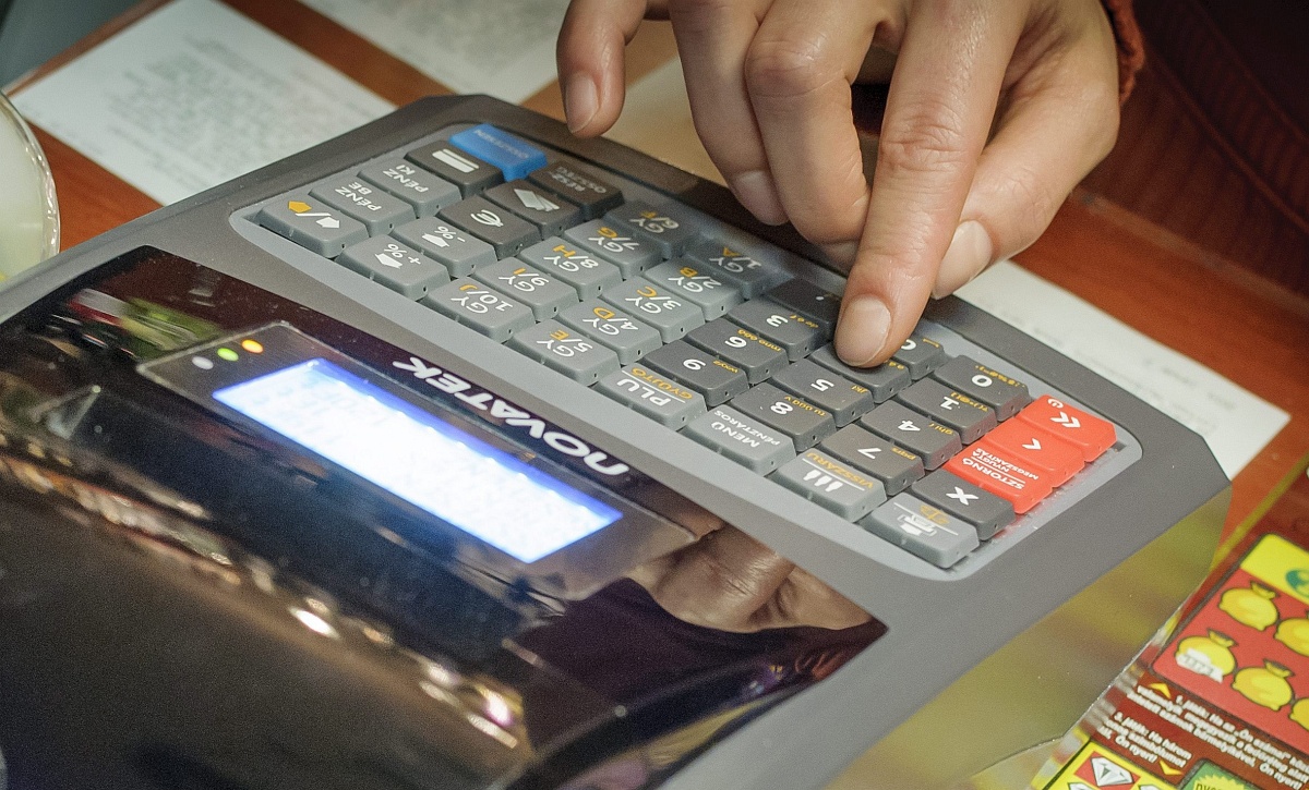 Papír helyett e-nyugta és e-pénztárgép: kiknek érdemes mielőbb lépni?