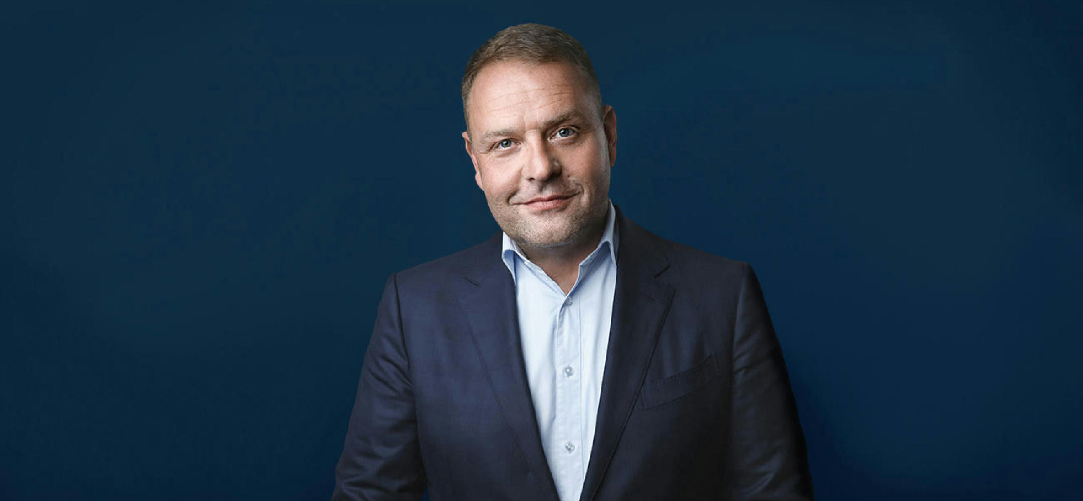 Orbán Ráhel tanácsokat szokott adni neki, most személyesen vette kezébe a turisztikai pénzintézet irányítását