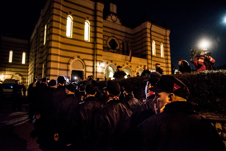 A Jobbik már a zsinagógában van - Nagyítás-fotógaléria