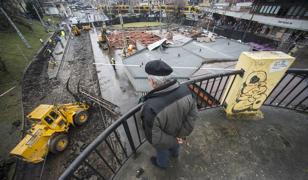 Durván néz ki a Moszkva tér 