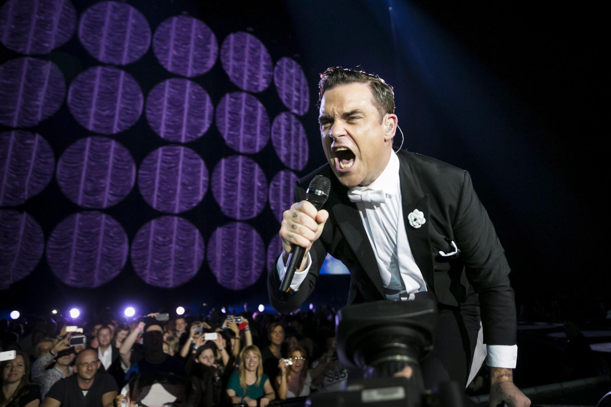 Robbie Williams mindent beleadott Budapesten - fotók