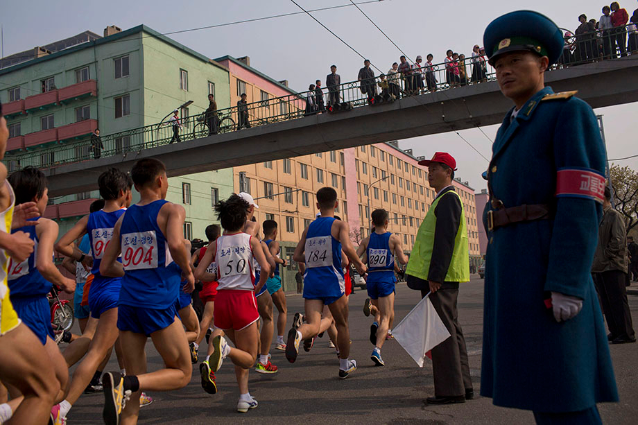 Észak-Korea: ilyen egy diktatúra maratonja - Nagyítás-fotógaléria