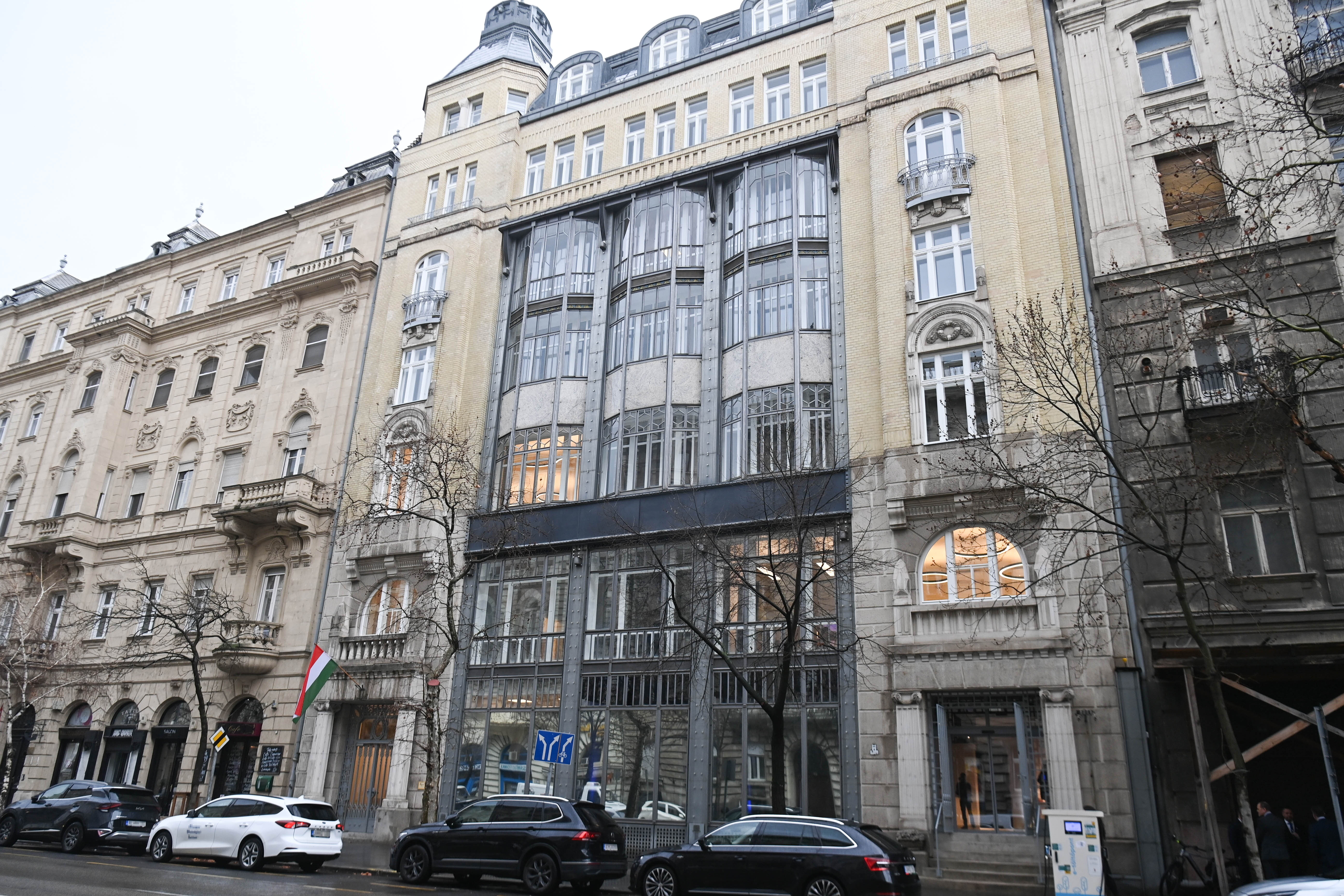 Megkapják jutalmukat a HUN-REN-nél maradó kutatóközpontok, amiért nem mutattak szolidaritást az elcsatoltakkal