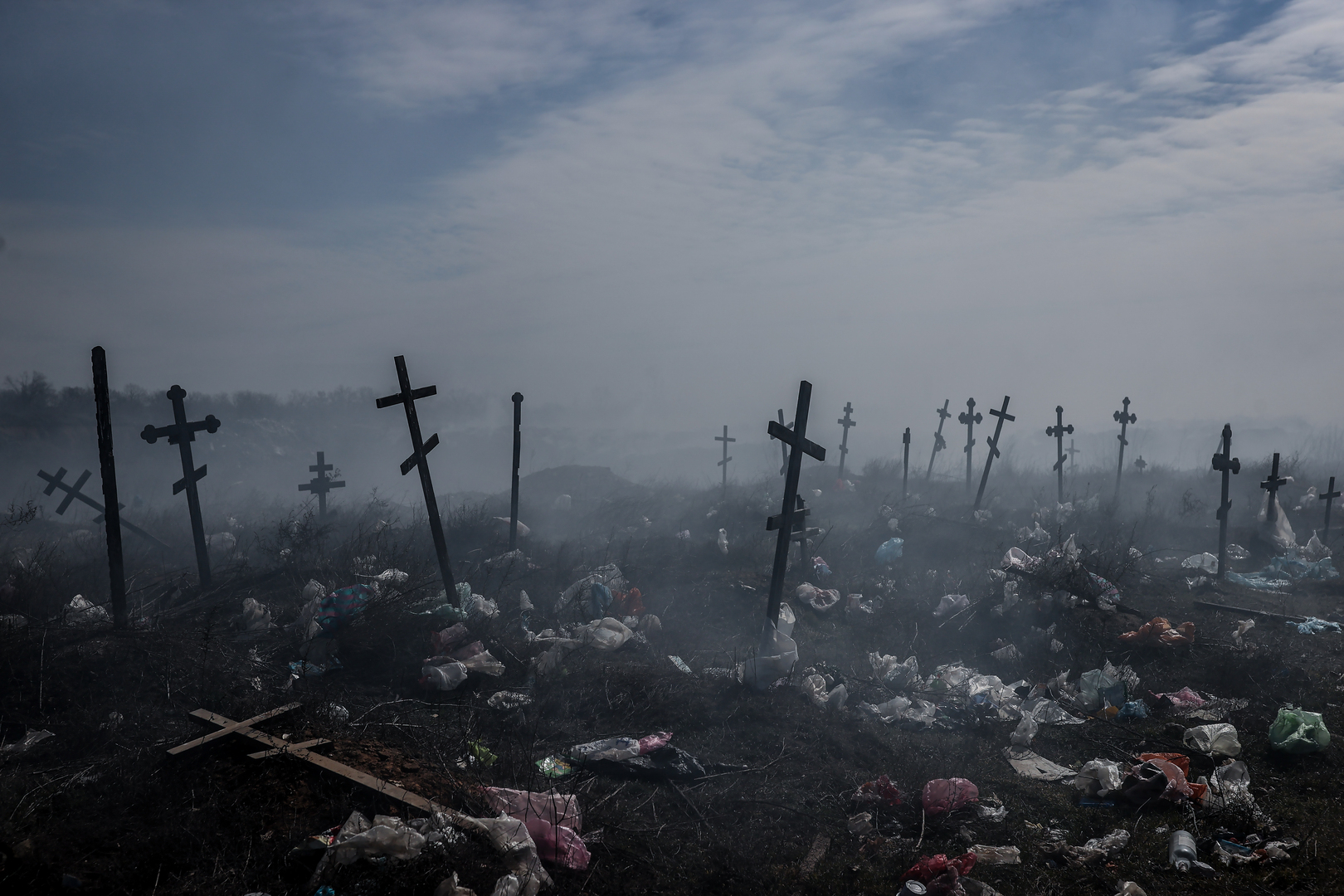 Háború, fullasztó levegő és rozsdás folyó – íme az idei Magyar Sajtófotó Pályázat győztesei