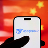 Lecsapna a kínai mesterséges intelligenciára Amerika, a TikTok sorsára juttatná a DeepSeek R1-et