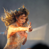 Ezt a két fotót osztotta meg magáról Jennifer Lopez az Instagramon, 212 milliót fizethet miatta