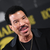 Lionel Richie a HVG-nek: Sok-sok gyermek születéséért felelősek a dalaim