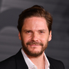 Az Operaházban tűnt fel Daniel Brühl
