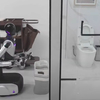 Porszívózik, WC-t takarít, pakol: itt új kínai robot, ami elveheti az ember munkáját – videó