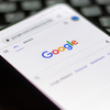 A vád: a Google addig csavarja a keresőjét, amíg abba tönkremennek mások