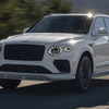 Bukta a V12-t, de erősebb V8-at kapott a Bentley legdurvább SUV-ja