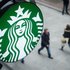 Sztrájkolnak a Starbucks dolgozói Amerikában, mert betiltották a mintás ingeket