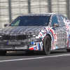 Videón a hangtalanul hasító vadonatúj elektromos BMW M3
