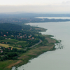 Változtatási tilalmat rendeltek el Balatonalmádiban, egy ablakot sem lehet kicserélni