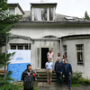 Rendeződik Esterházy Péter egykori otthonának a sorsa: az önkormányzat veszi meg és alkotóházat csinál belőle