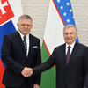Robert Fico Üzbegisztánban elmélkedett arról, hogy túl sok párt van Szlovákiában, inkább Kína és Vietnám példáját követné