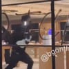 Betörtek egy Apple Store-ba, és minden mozdíthatót elvittek a zűrzavart kihasználó fosztogatók Los Angelesben – videó
