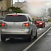 Dúvadként hajtott át egy autós Érden, nem érdekelte más a forgalomban – videó