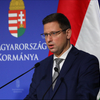 Mást mond a semlegességről Gulyás Gergely és Lázár János