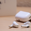 Ingyen jöhet egy rakás új funkció az Apple fülhallgatóiba