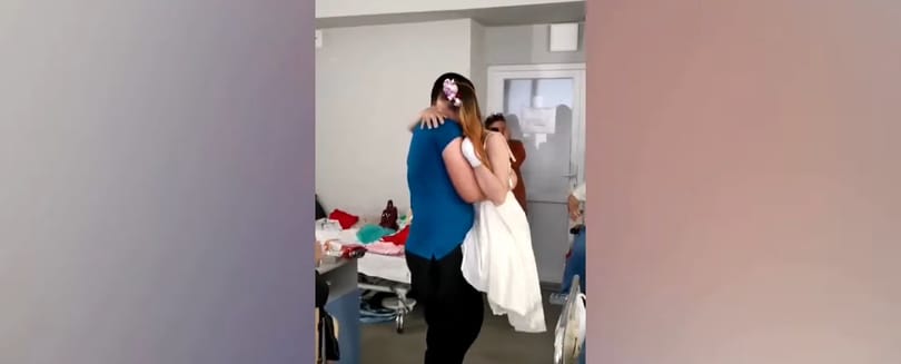 Elvesztette mindkét lábát egy robbanásban egy ukrán nő, de menyasszonytánc nélkül nem akart férjhez menni