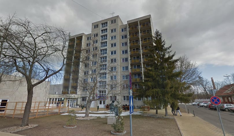 Kiugrott debreceni kollégiuma ablakán egy egyetemista
