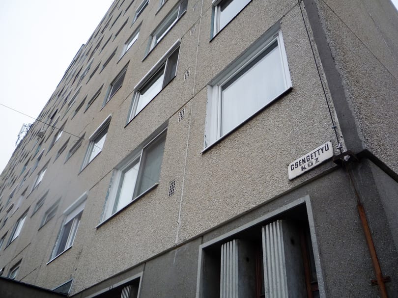Beszakadt a panellakások ára