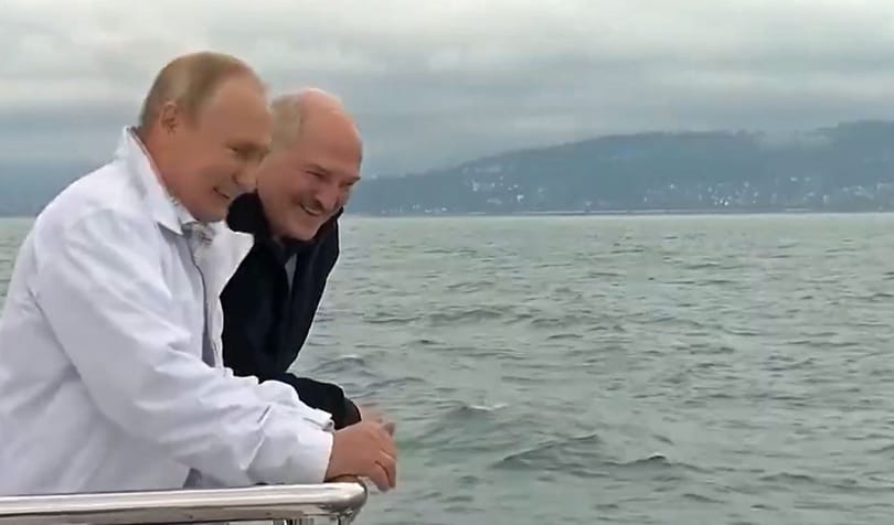 Lefoglalták a luxusjachtot, amin Putyin Lukasenkával hajókázott