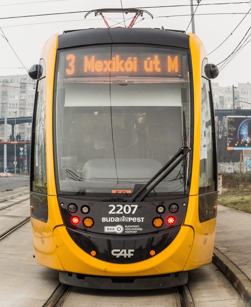 Nincs már elég villamosvezető sem