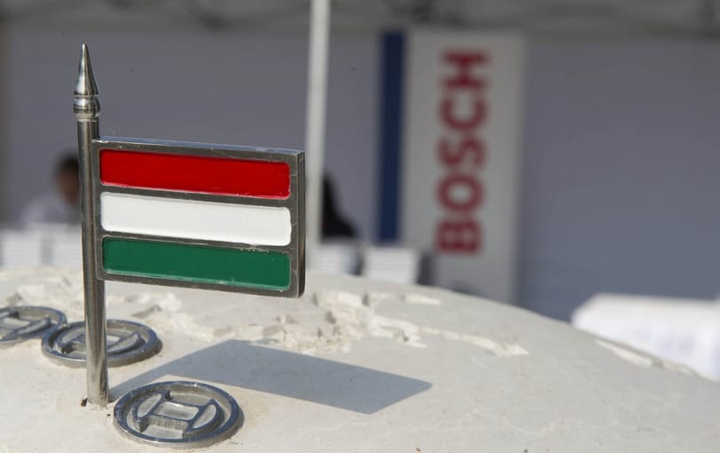 Újabb multi tenyerébe csapnak ma Orbánék