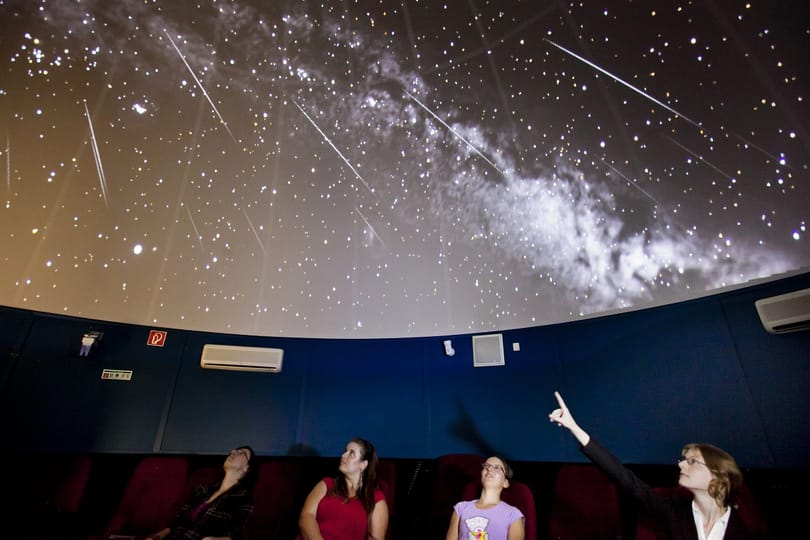 Lehet, hogy örökre bezár a planetárium