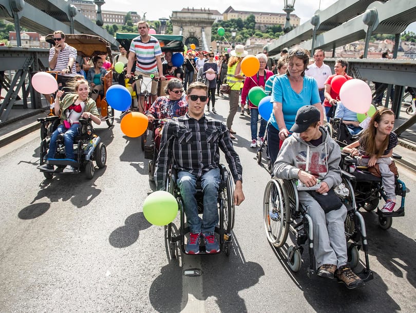 Mire akarja felhívni a figyelmet a mai Rehab Critical Mass?