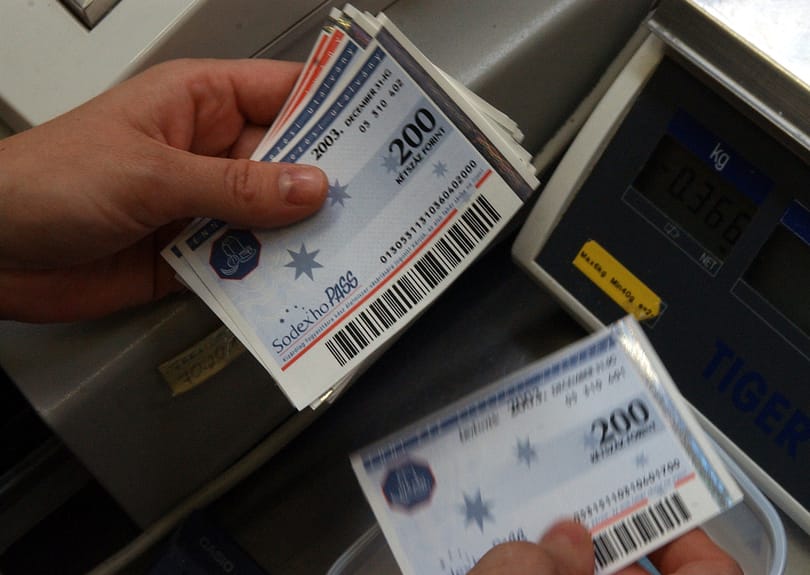 Titokban megegyezett az állam a sokmilliárdos kártérítésről a Sodexo-ügyben