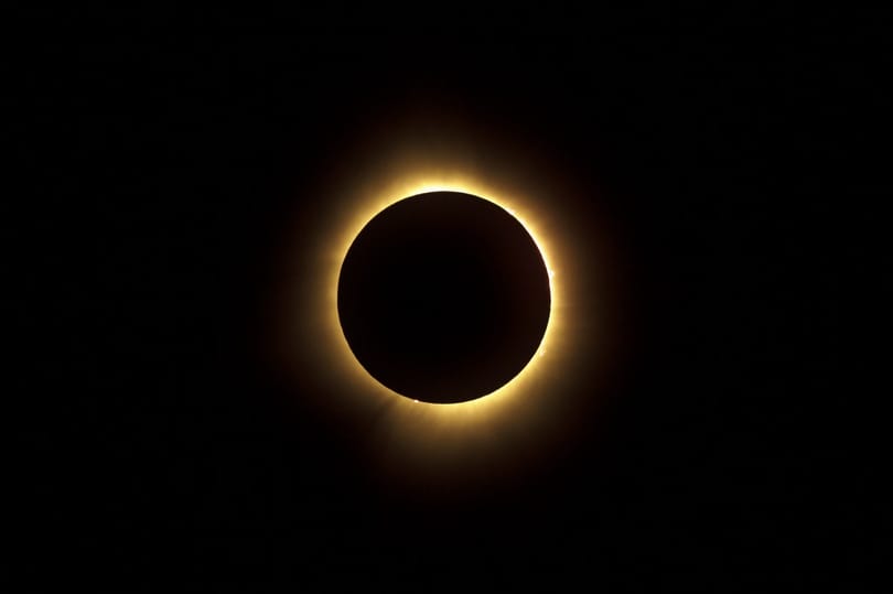 Fotókon a teljes napfogyatkozás, amely miatt egész Amerika lázban égett