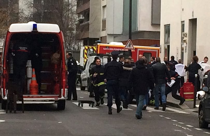12 embert lőttek agyon egy francia vicclap szerkesztőségében