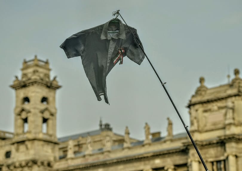 Holnap ki fog tanítani? – Megrázó fotó magyarázza az országot lázban tartó kérdést