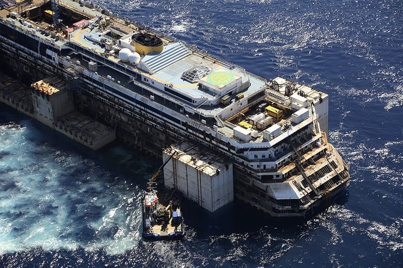 Nem semmisítik meg a Costa Concordia roncsait