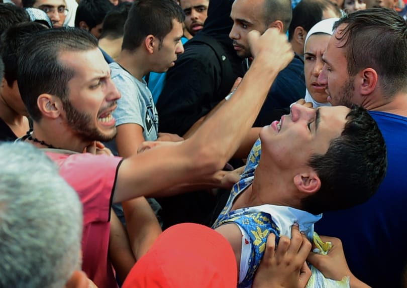 Fotók: menekültek mentek neki menekülteknek a Keleti-káoszban