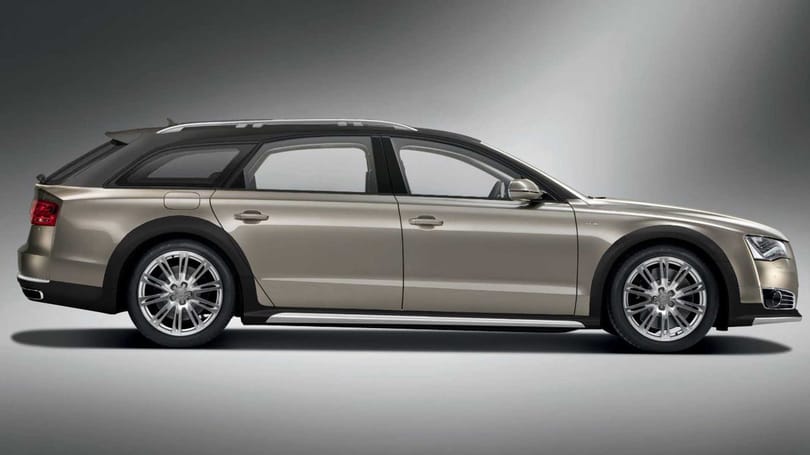 Szokatlan ritkaságot csinálnak egy Audi A8-asból