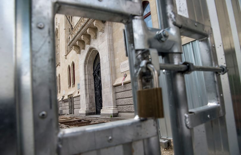 Cifra palota: nem vesződik a PM tenderekkel, okosba' tervezteti új, várbeli székhelyét