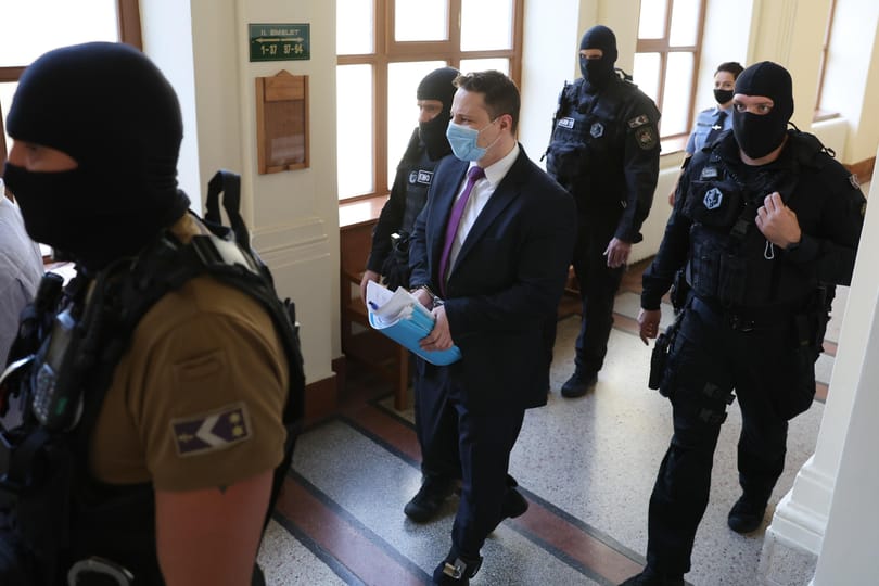 „Gyuri tart attól, hogy a Fidesz el fogja veszíteni a választást, mert akkor ki fognak derülni a dolgai”