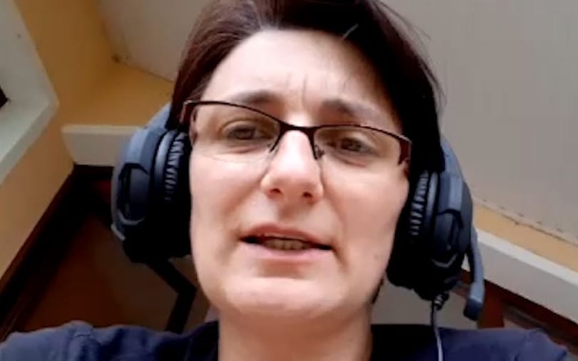 Parászka Boróka: Hallom, hogy Erdély elveszett, pedig itt van, és nagyszerű