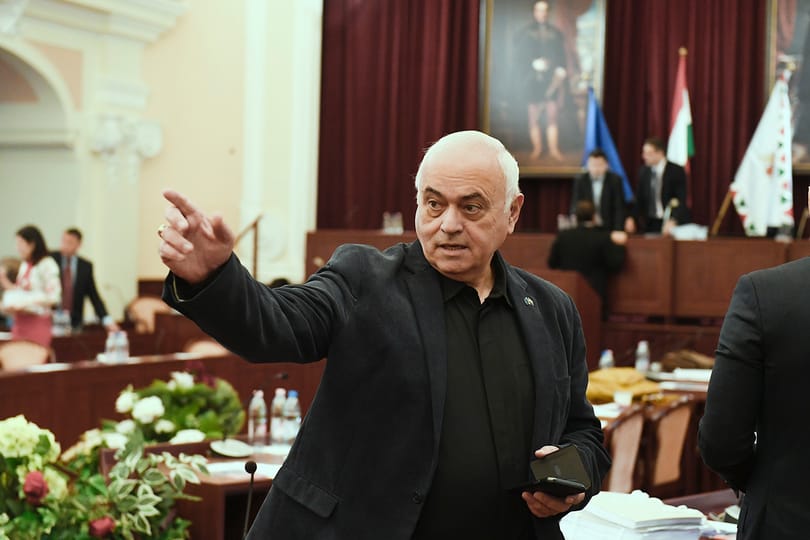 Az újbudai polgármester lemond 3,9 milliós jutalmáról