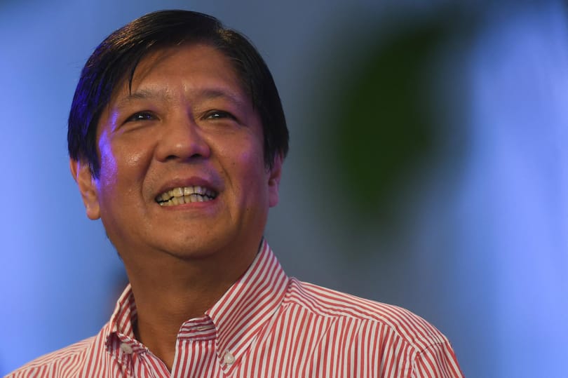 Az apja diktatúráját megszépítő Ferdinand Marcos tarolt a Fülöp-szigeteken