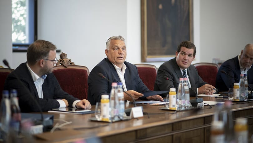 Orbán Viktor visszatért a szabadságról, és meg is tartotta az első őszi kormányülést