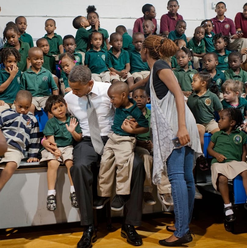 Fotó: Szerelmes kisfiú lopta el a showt Obama elől