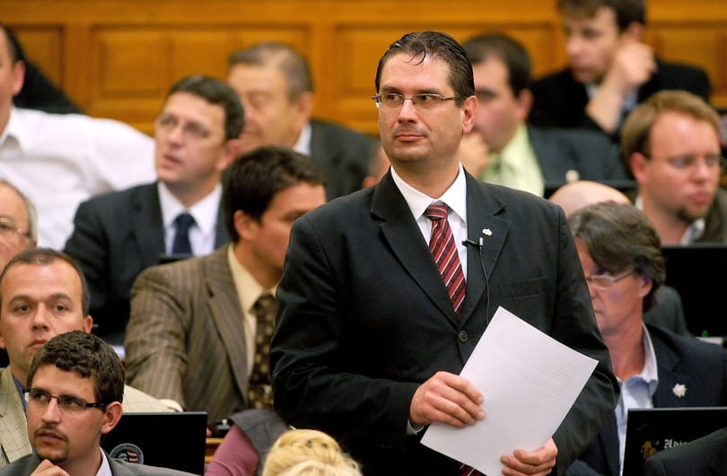 Otthagyja a Jobbikot Hegedűs Tamás volt parlamenti képviselő