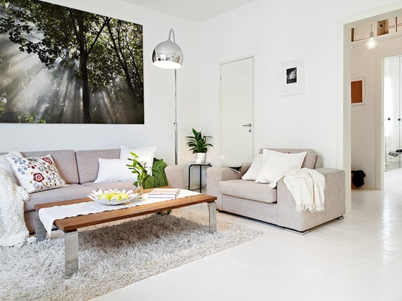 Fehér és funkcionális: szerethető otthon az IKEA őshazájából